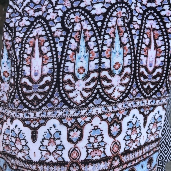 Hope & Harlow Sleeveless Boho Print Dress - Picture 10 of 10